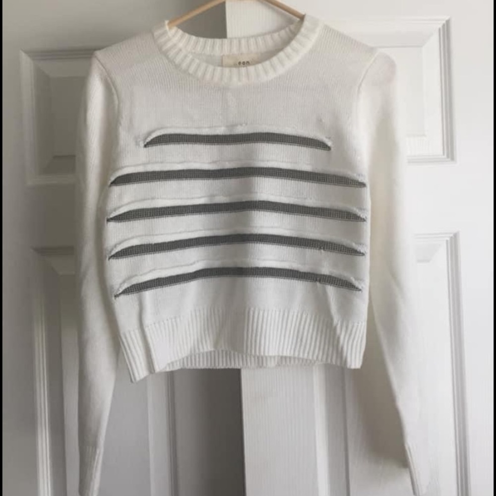 Crop sweater